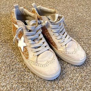 Rina High top sneakers.